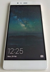 Huawei P9 front View